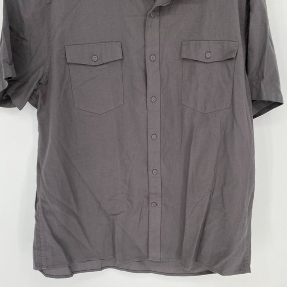 Good Threads Men's Grey Button Down - Picture 3 of 5